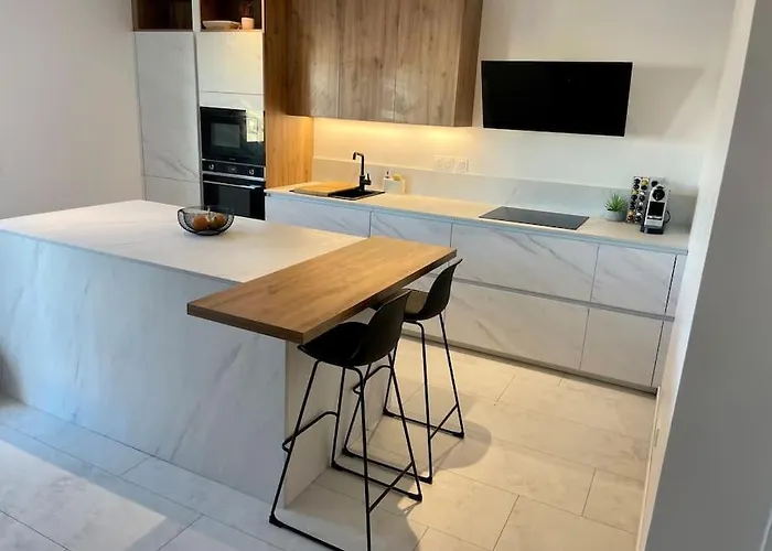 Appartement Magnifique 115m2 - 3 - Parking Gratuit