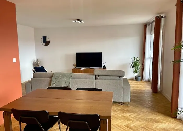 Magnifique 115m2 - 3 - Parking Gratuit Appartement