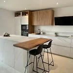 Magnifique 115m2 - 3 - Parking Gratuit Διαμέρισμα *
